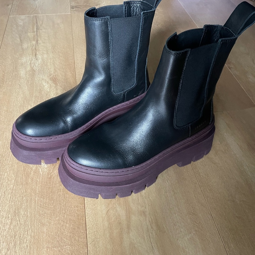 Leather Platform Chelsea Boots